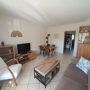 Petit Coin De Paradis 2 Mn De La 2chs Balcon Clim Parking Appartement